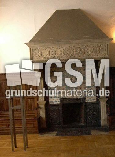 Kamin-1.JPG